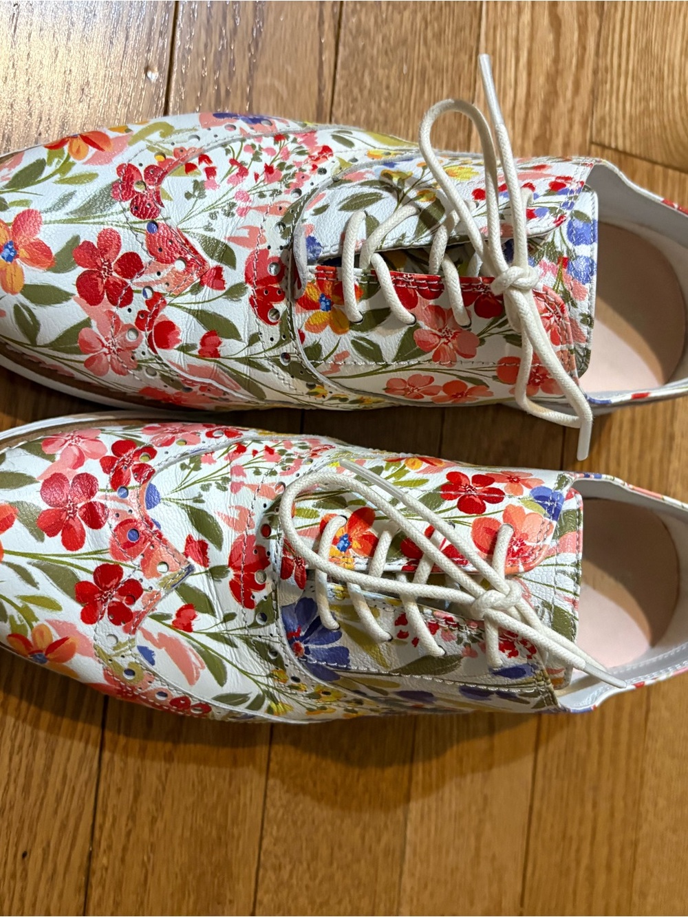 Cole Haan Floral Lace-Up Oxford Shoes in White Multi